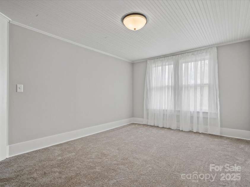 149 Crescent Drive, Chesterfield, SC 29709.  MLS# CAR4233755, YatesRealty ID 4825. 