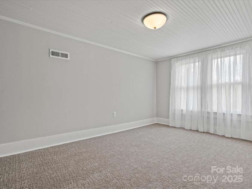 149 Crescent Drive, Chesterfield, SC 29709.  MLS# CAR4233755, YatesRealty ID 4825. 