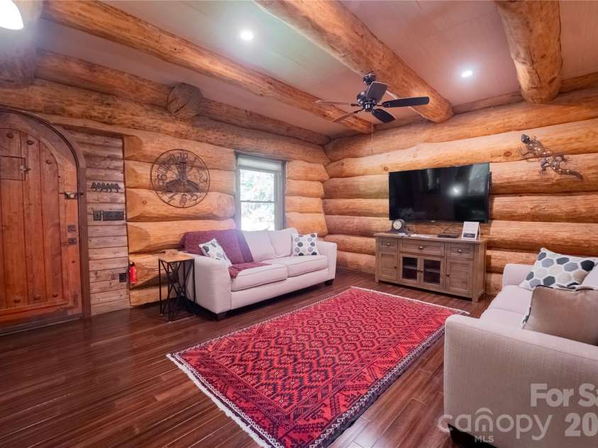 142 Southwood Drive, Brevard, NC 28712.  MLS# CAR4420666, YatesRealty ID 48250. Living area
