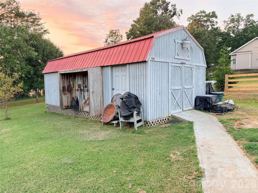 2885 Drummond Street, Connelly Springs, NC 28612.  MLS# CAR4420695, YatesRealty ID 48252. 