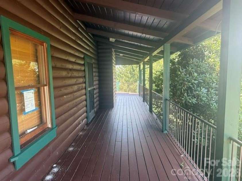 124 Woodard Lane, Hayesville, NC 28904.  MLS# CAR4420698, YatesRealty ID 48253. 