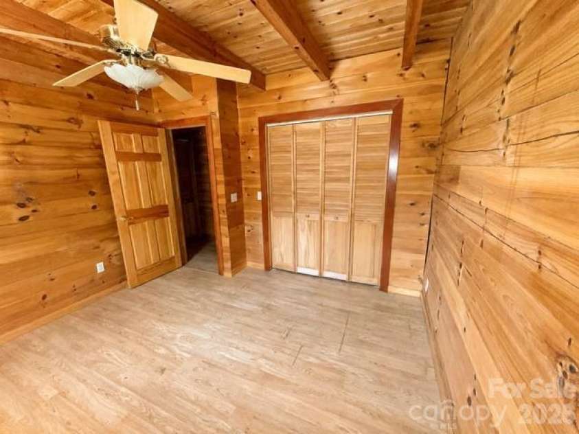 124 Woodard Lane, Hayesville, NC 28904.  MLS# CAR4420698, YatesRealty ID 48253. 