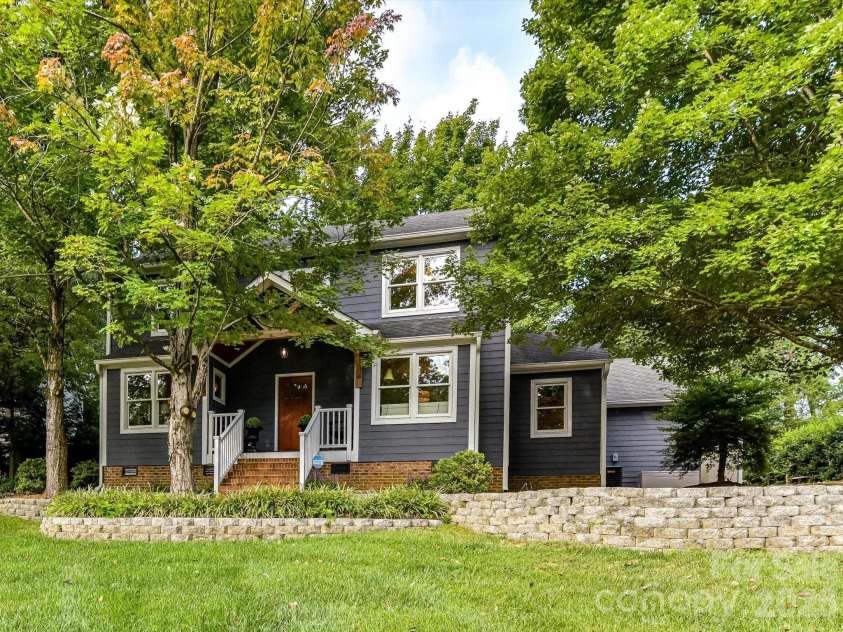 4514 Pendock Court, Charlotte, NC 28226.  MLS# CAR4420629, YatesRealty ID 48254. 
