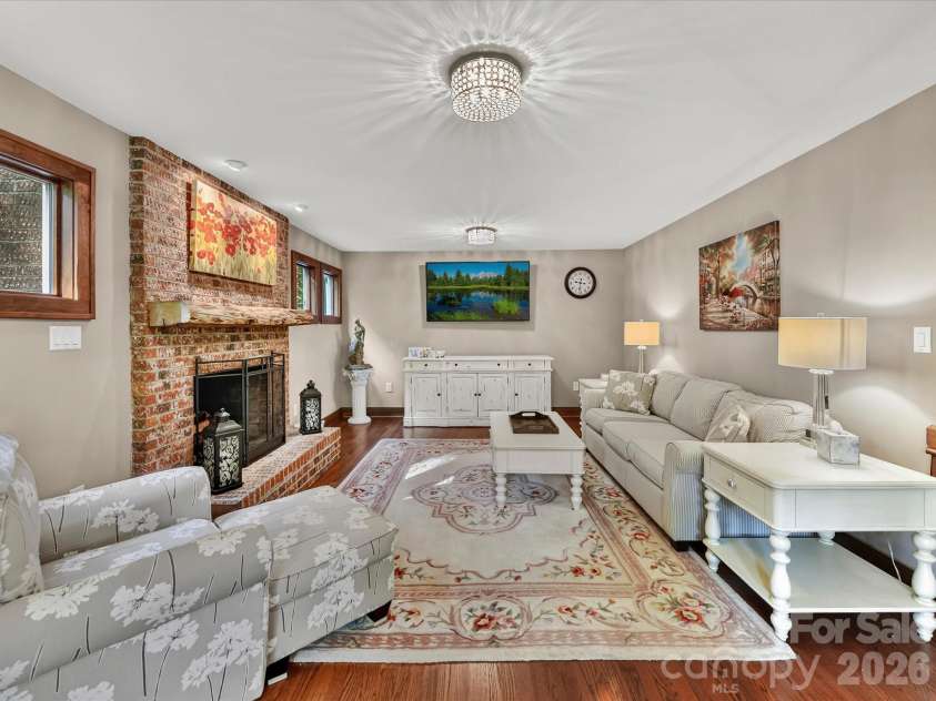 4514 Pendock Court, Charlotte, NC 28226.  MLS# CAR4420629, YatesRealty ID 48254. 