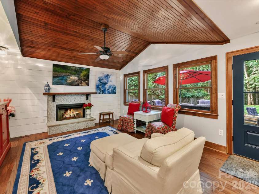 4514 Pendock Court, Charlotte, NC 28226.  MLS# CAR4420629, YatesRealty ID 48254. 