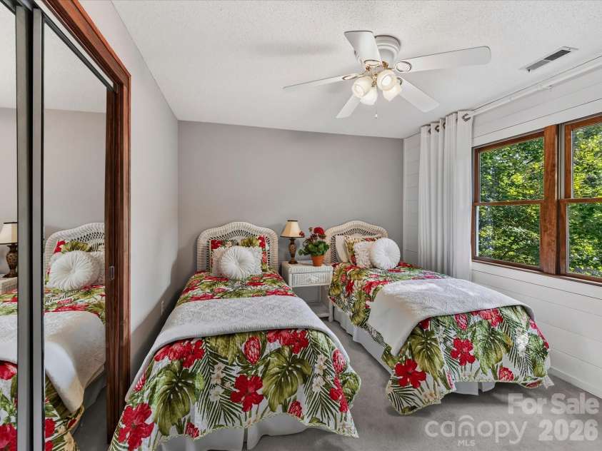 4514 Pendock Court, Charlotte, NC 28226.  MLS# CAR4420629, YatesRealty ID 48254. 