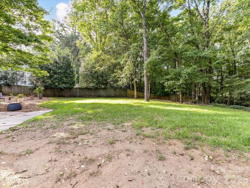 4514 Pendock Court, Charlotte, NC 28226.  MLS# CAR4420629, YatesRealty ID 48254. 