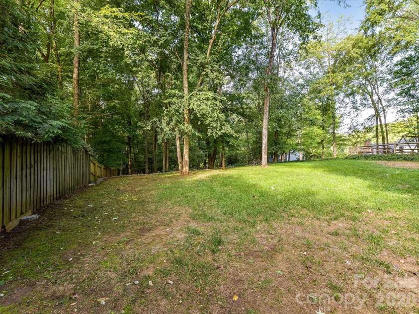 4514 Pendock Court, Charlotte, NC 28226.  MLS# CAR4420629, YatesRealty ID 48254. 