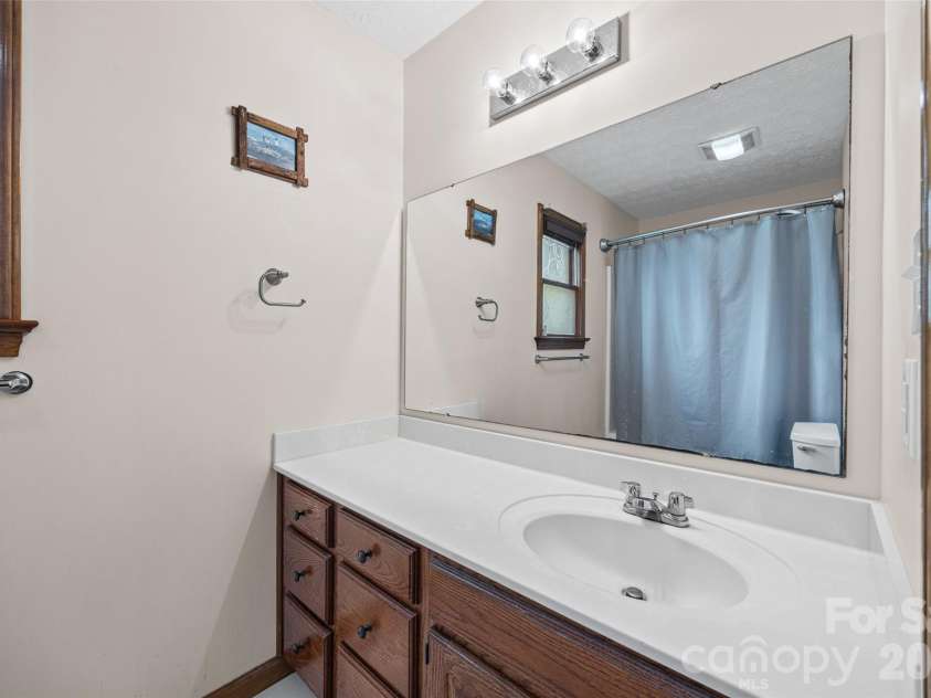 4108 Lydia Suzanne Place, Lincolnton, NC 28092.  MLS# CAR4390026, YatesRealty ID 48256. 