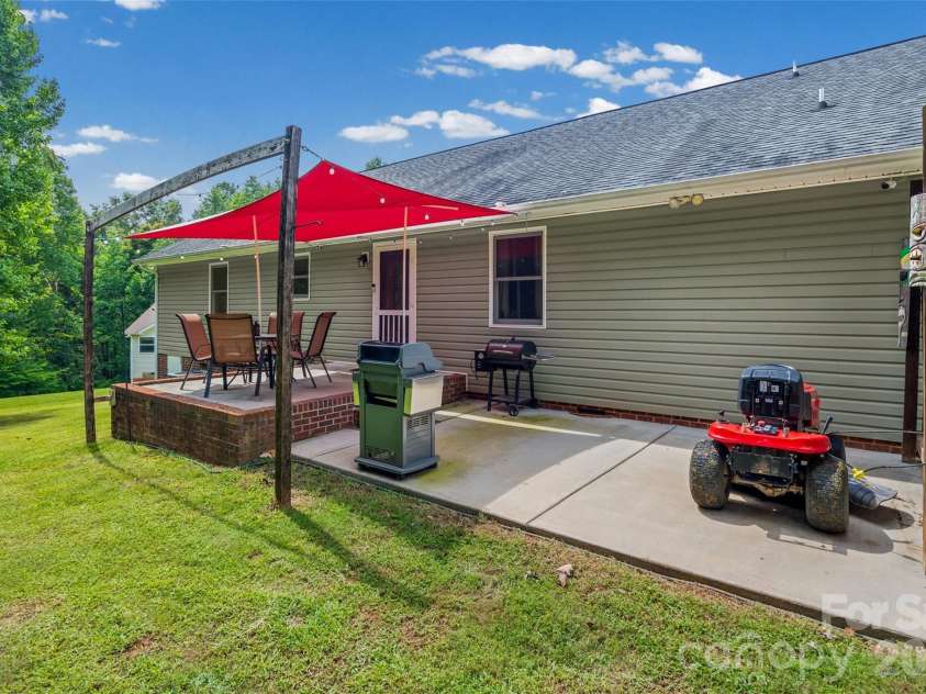 4108 Lydia Suzanne Place, Lincolnton, NC 28092.  MLS# CAR4390026, YatesRealty ID 48256. 