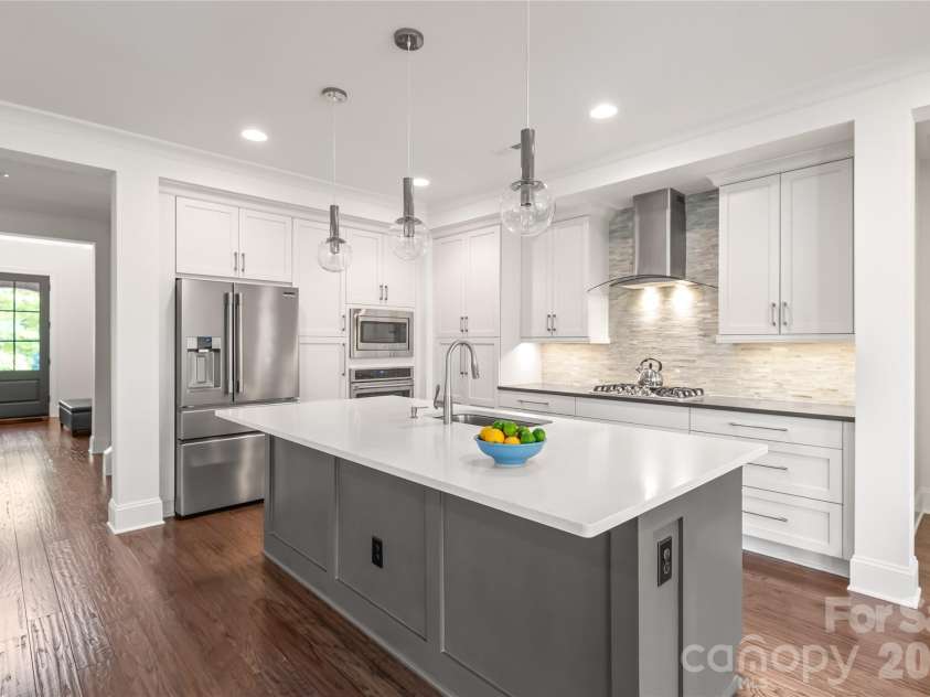 9223 Robbins Preserve Road, Cornelius, NC 28031.  MLS# CAR4414938, YatesRealty ID 48257. 
