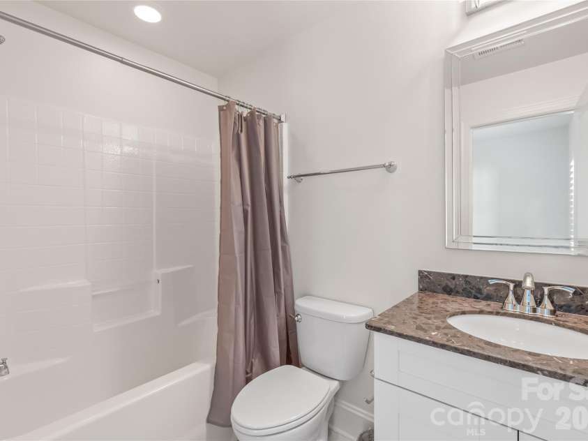 9223 Robbins Preserve Road, Cornelius, NC 28031.  MLS# CAR4414938, YatesRealty ID 48257. 
