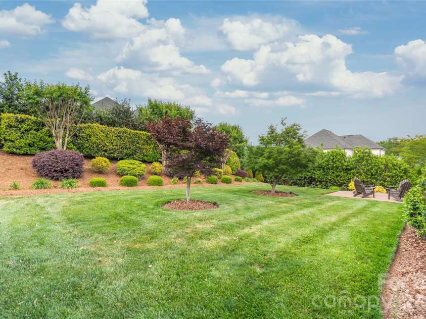 9223 Robbins Preserve Road, Cornelius, NC 28031.  MLS# CAR4414938, YatesRealty ID 48257. 