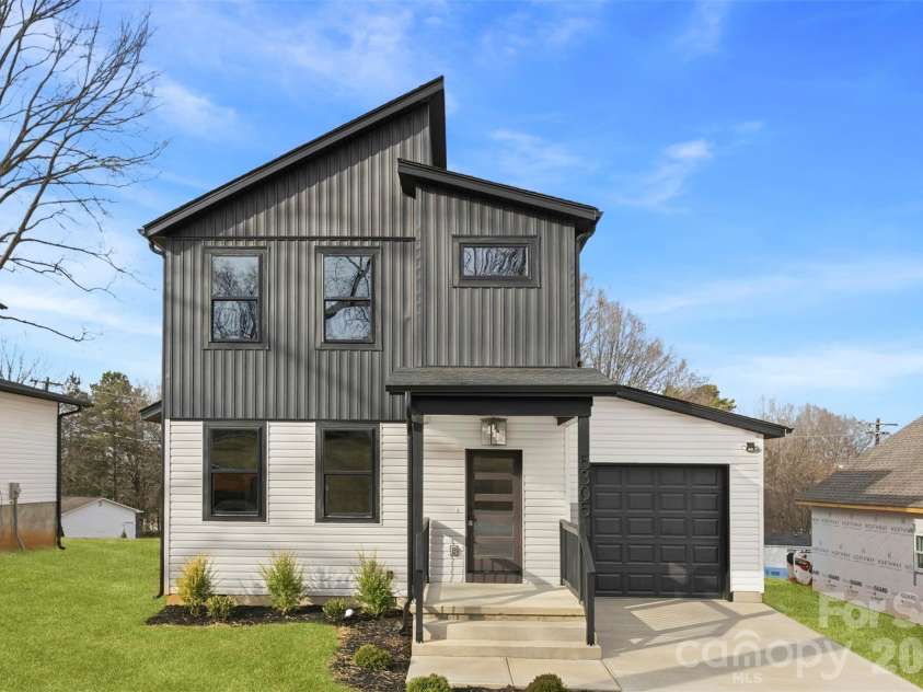 5305 Grand Canyon Road, Concord, NC 28027.  MLS# CAR4347350, YatesRealty ID 4826. 