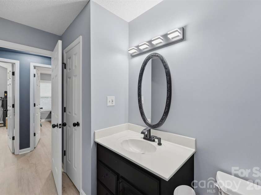 107 Shawnee Trail, Maiden, NC 28650.  MLS# CAR4416945, YatesRealty ID 48260. 