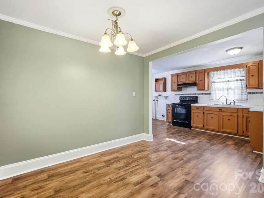 714 Parker Street, Albemarle, NC 28001.  MLS# CAR4419559, YatesRealty ID 48265. Dining Room