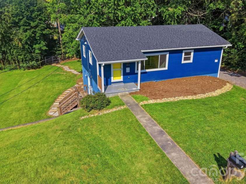 77 Trotter Place, Asheville, NC 28806.  MLS# CAR4419815, YatesRealty ID 48266. 