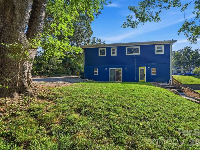 77 Trotter Place, Asheville, NC 28806.  MLS# CAR4419815, YatesRealty ID 48266. 