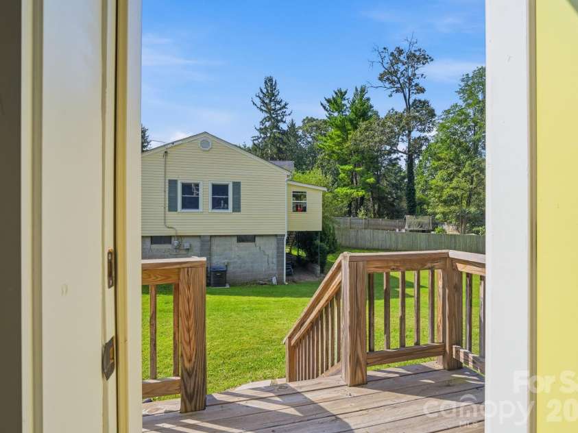 77 Trotter Place, Asheville, NC 28806.  MLS# CAR4419815, YatesRealty ID 48266. Deck off Primary