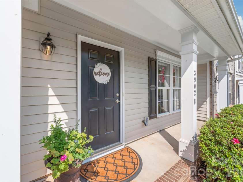 3902 Christine Lane, Waxhaw, NC 28173.  MLS# CAR4414721, YatesRealty ID 48267. 
