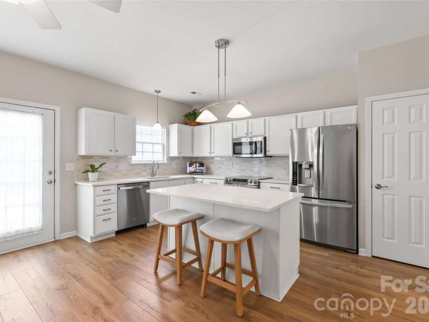 3902 Christine Lane, Waxhaw, NC 28173.  MLS# CAR4414721, YatesRealty ID 48267. 