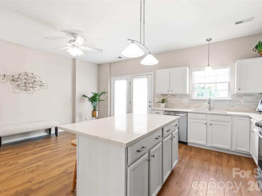 3902 Christine Lane, Waxhaw, NC 28173.  MLS# CAR4414721, YatesRealty ID 48267. 