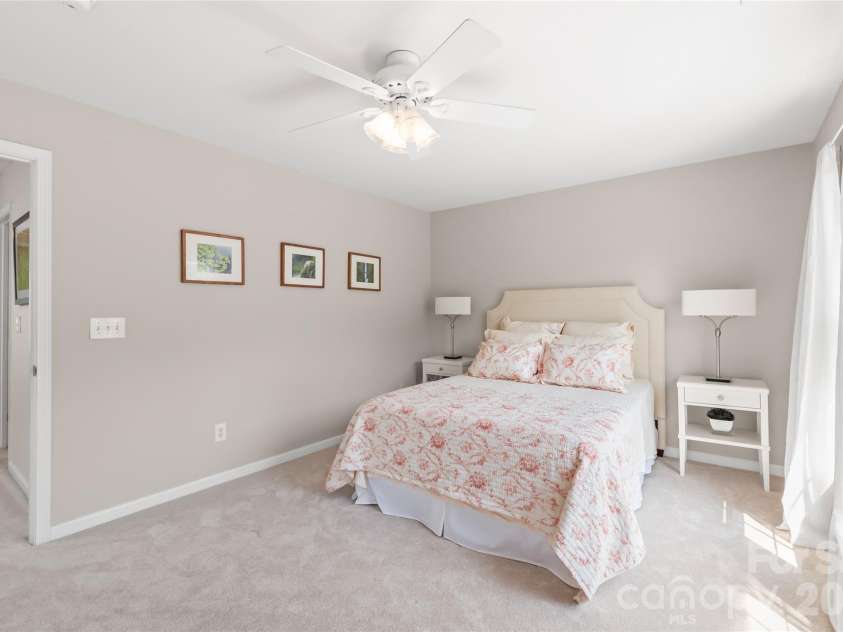 3902 Christine Lane, Waxhaw, NC 28173.  MLS# CAR4414721, YatesRealty ID 48267. 