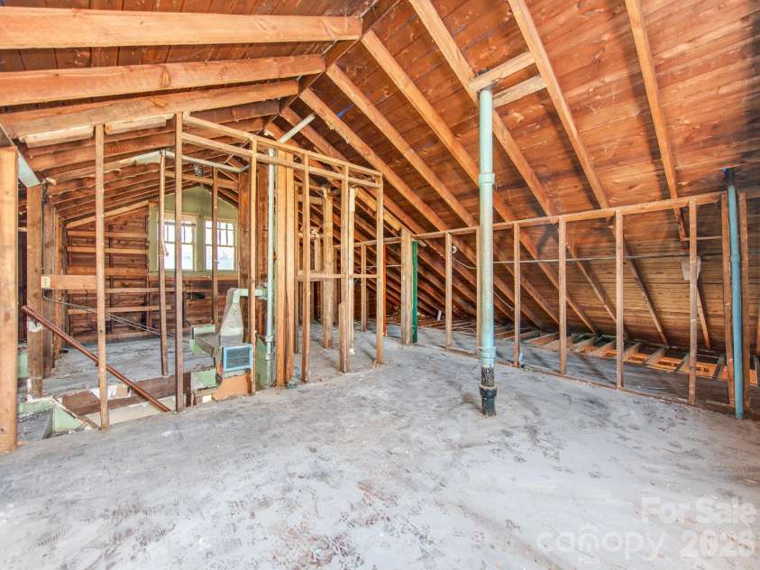 1717 Wilmore Drive, Charlotte, NC 28203.  MLS# CAR4337453, YatesRealty ID 4827. 