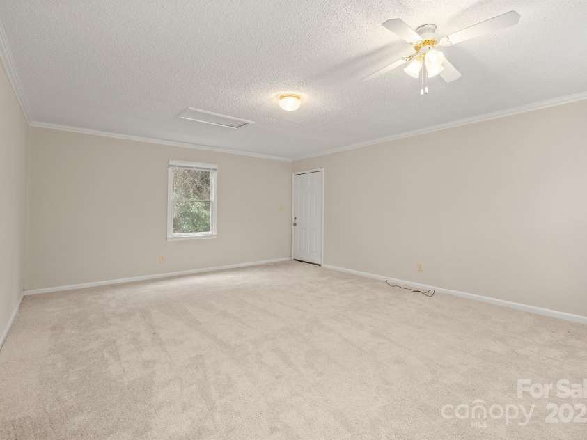 8730 Rittenhouse Circle, Charlotte, NC 28270.  MLS# CAR4225196, YatesRealty ID 4827. 