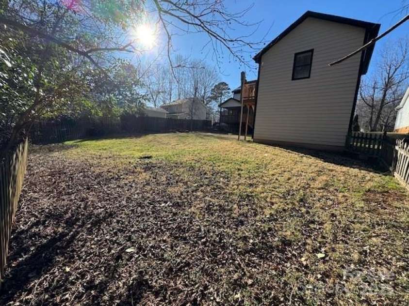 8730 Rittenhouse Circle, Charlotte, NC 28270.  MLS# CAR4225196, YatesRealty ID 4827. 