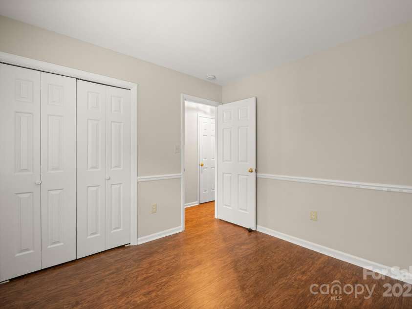 8730 Rittenhouse Circle, Charlotte, NC 28270.  MLS# CAR4225196, YatesRealty ID 4827. Upstairs Bedroom 3
