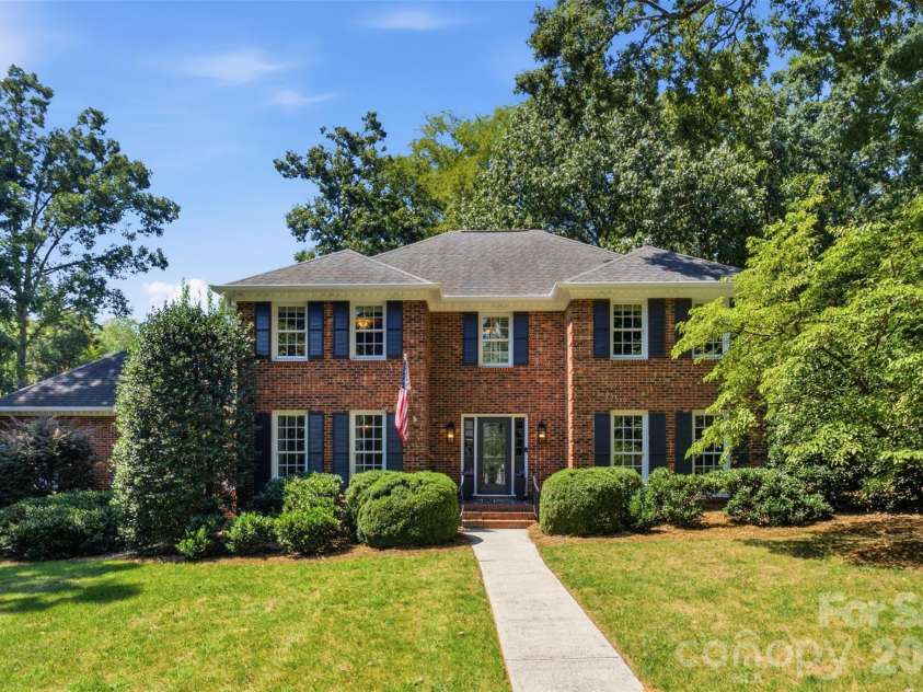 2801 Wamath Drive, Charlotte, NC 28210.  MLS# CAR4420242, YatesRealty ID 48270. 