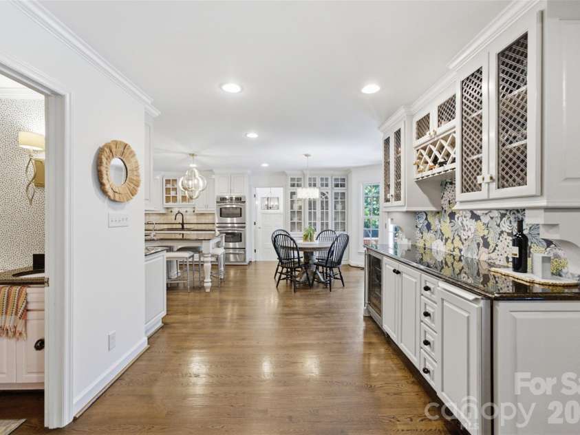 2801 Wamath Drive, Charlotte, NC 28210.  MLS# CAR4420242, YatesRealty ID 48270. 