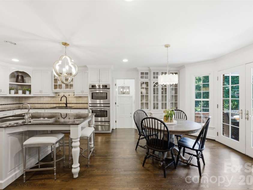 2801 Wamath Drive, Charlotte, NC 28210.  MLS# CAR4420242, YatesRealty ID 48270. 