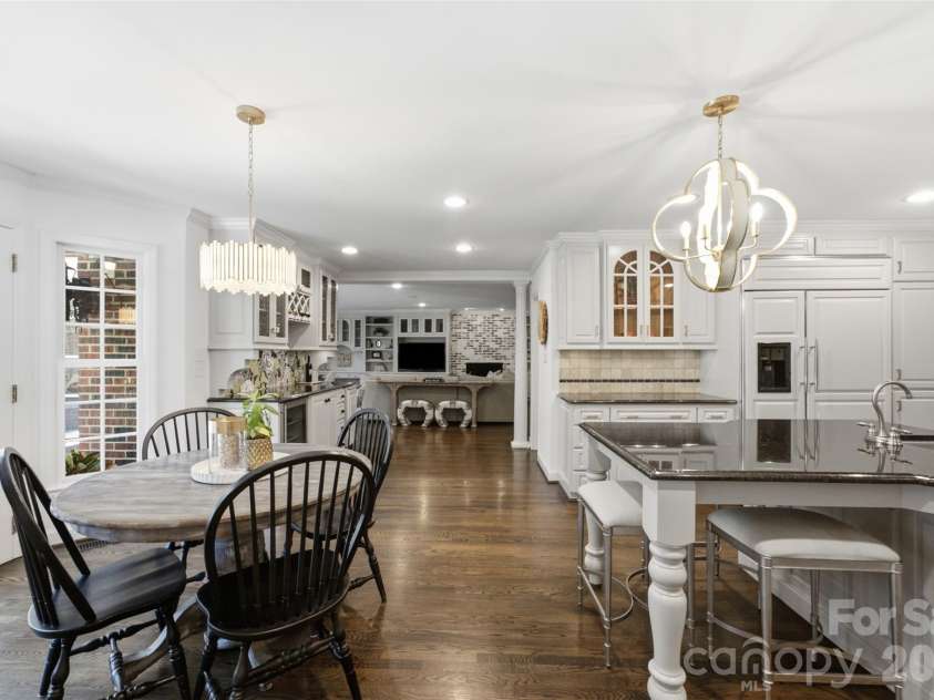 2801 Wamath Drive, Charlotte, NC 28210.  MLS# CAR4420242, YatesRealty ID 48270. 