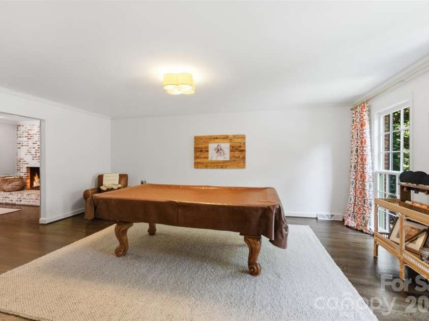 2801 Wamath Drive, Charlotte, NC 28210.  MLS# CAR4420242, YatesRealty ID 48270. 