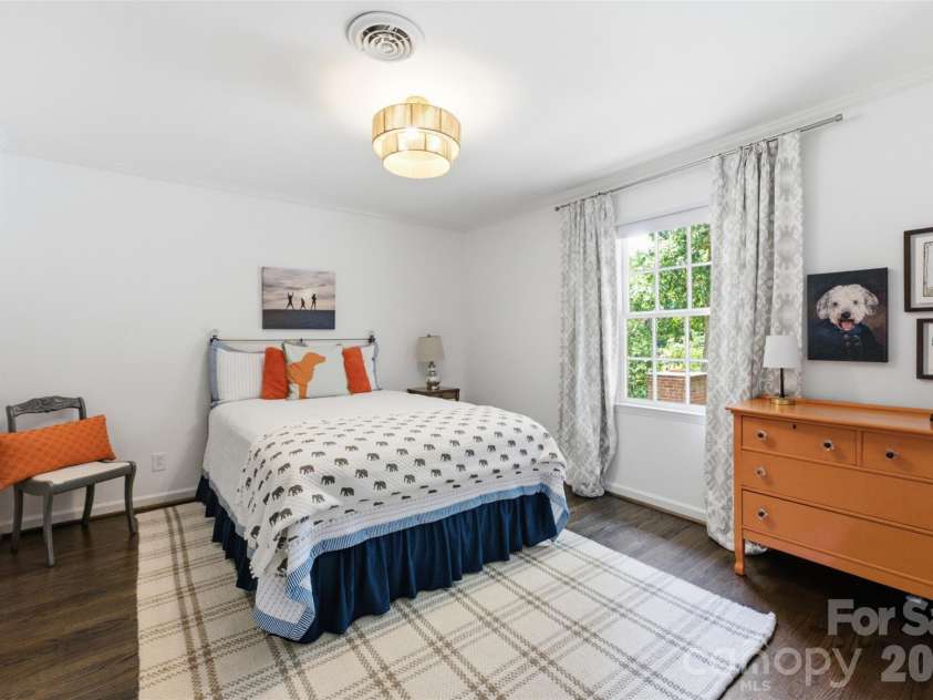 2801 Wamath Drive, Charlotte, NC 28210.  MLS# CAR4420242, YatesRealty ID 48270. 