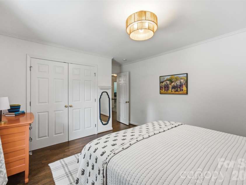 2801 Wamath Drive, Charlotte, NC 28210.  MLS# CAR4420242, YatesRealty ID 48270. 