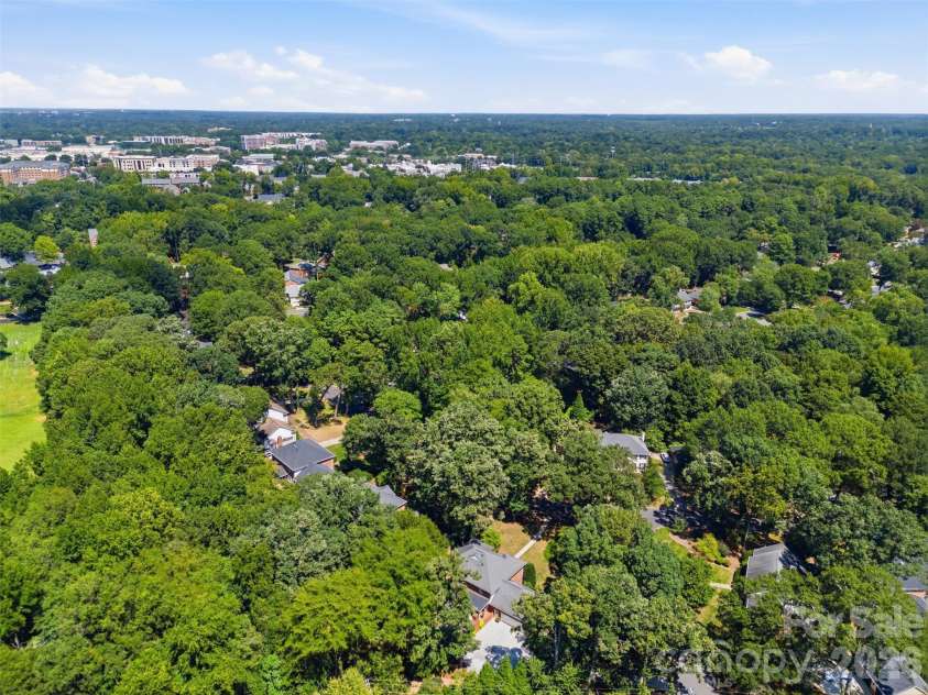2801 Wamath Drive, Charlotte, NC 28210.  MLS# CAR4420242, YatesRealty ID 48270. 