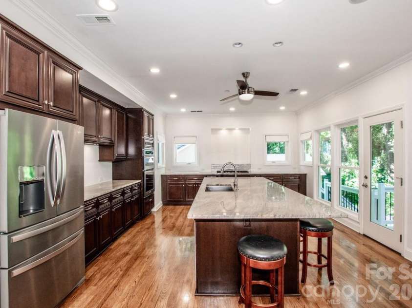 10211 Danesway Lane, Cornelius, NC 28031.  MLS# CAR4410941, YatesRealty ID 48272. 