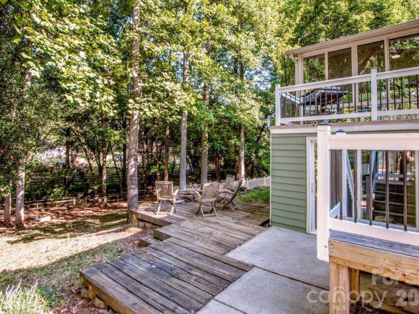 10211 Danesway Lane, Cornelius, NC 28031.  MLS# CAR4410941, YatesRealty ID 48272. Nice size Backyard!
