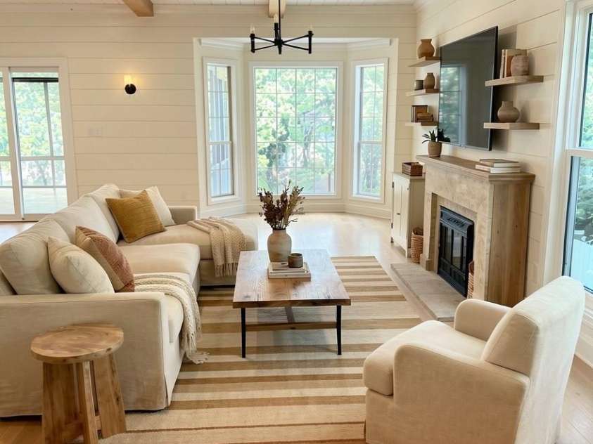 10211 Danesway Lane, Cornelius, NC 28031.  MLS# CAR4410941, YatesRealty ID 48272. STAGED