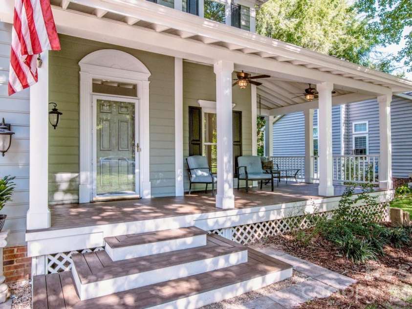 10211 Danesway Lane, Cornelius, NC 28031.  MLS# CAR4410941, YatesRealty ID 48272. Wrap Around Porch