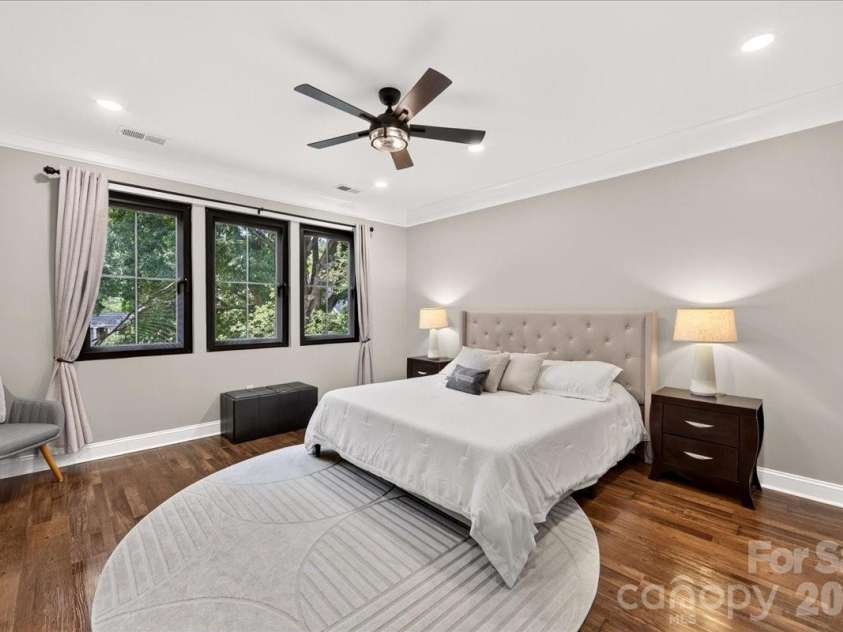 2200 Stratford Avenue, Charlotte, NC 28205.  MLS# CAR4413769, YatesRealty ID 48273. 
