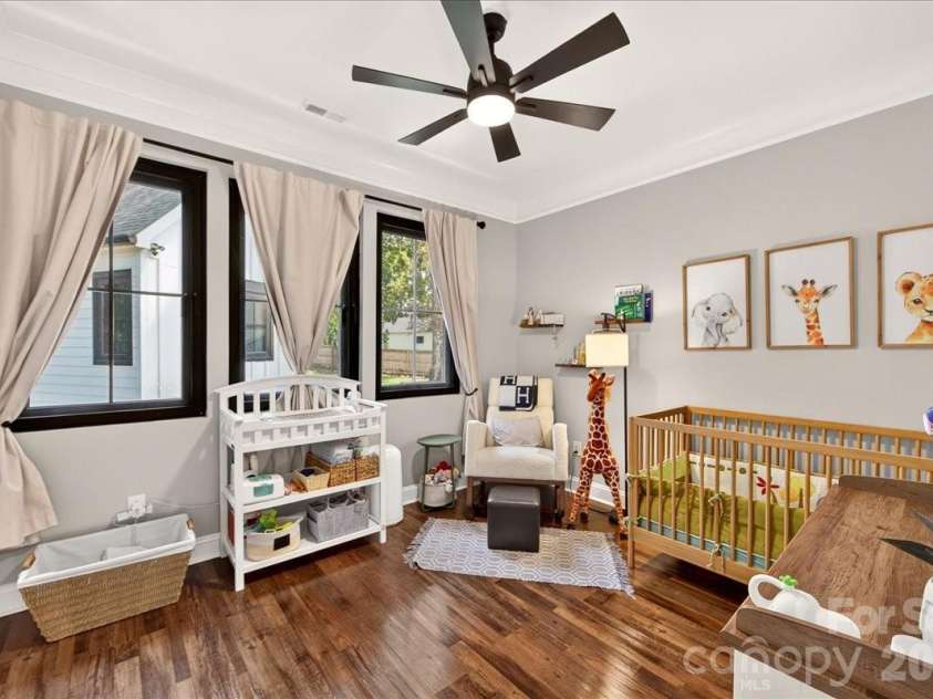 2200 Stratford Avenue, Charlotte, NC 28205.  MLS# CAR4413769, YatesRealty ID 48273. 