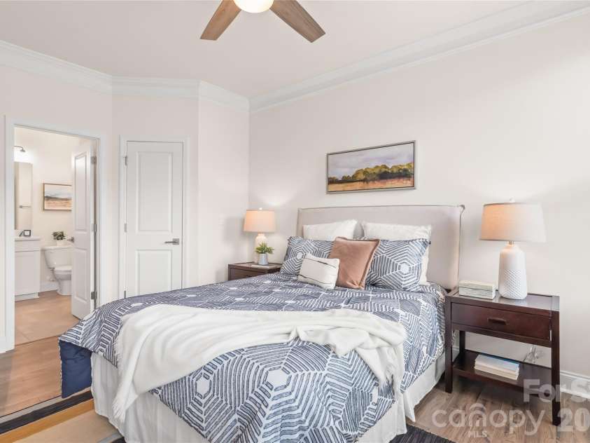 5703 Casper Drive, Charlotte, NC 28214.  MLS# CAR4413583, YatesRealty ID 48274. 