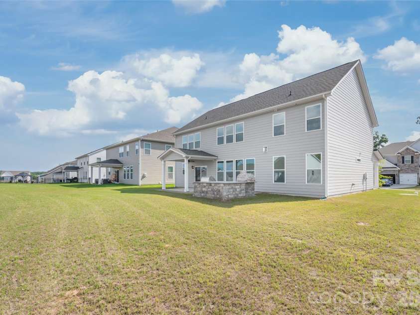 5703 Casper Drive, Charlotte, NC 28214.  MLS# CAR4413583, YatesRealty ID 48274. 
