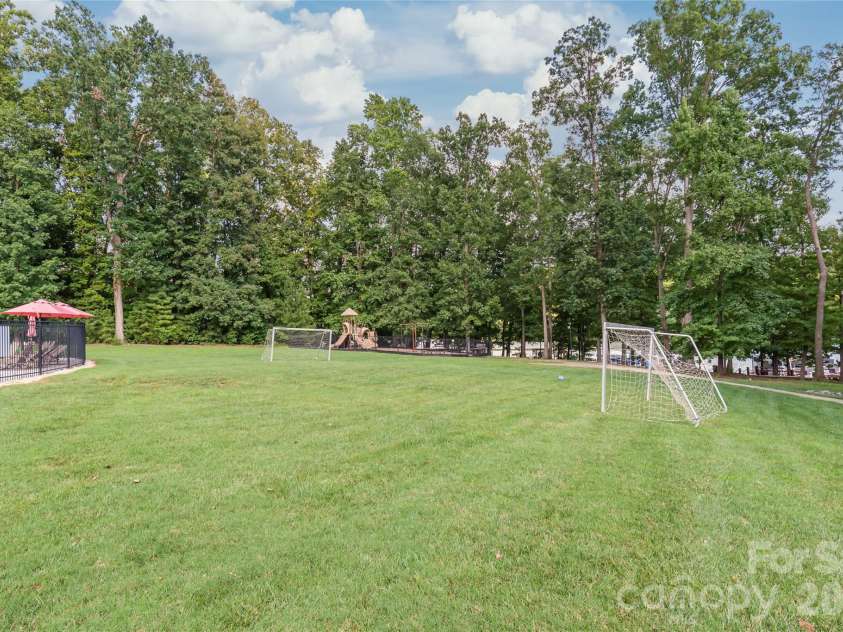 5703 Casper Drive, Charlotte, NC 28214.  MLS# CAR4413583, YatesRealty ID 48274. 
