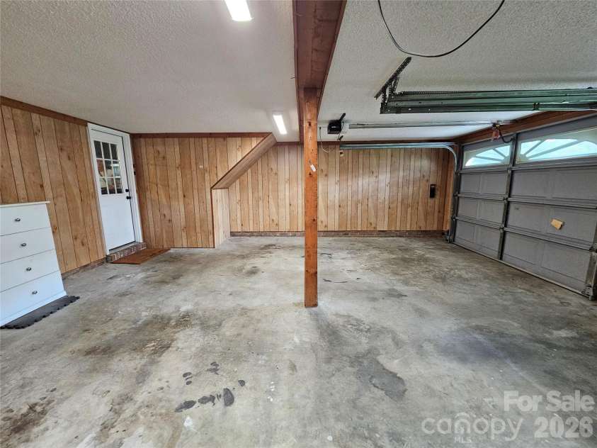 1035 Waterway Drive, Sumter, SC 29154.  MLS# CAR4420215, YatesRealty ID 48276. Attached Garage