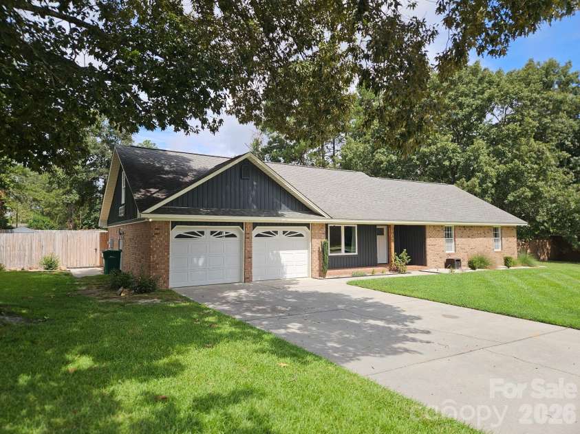 1035 Waterway Drive, Sumter, SC 29154.  MLS# CAR4420215, YatesRealty ID 48276. Front